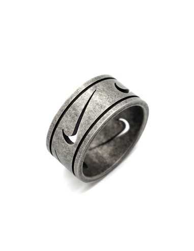 bague motif swoosh nike vintage